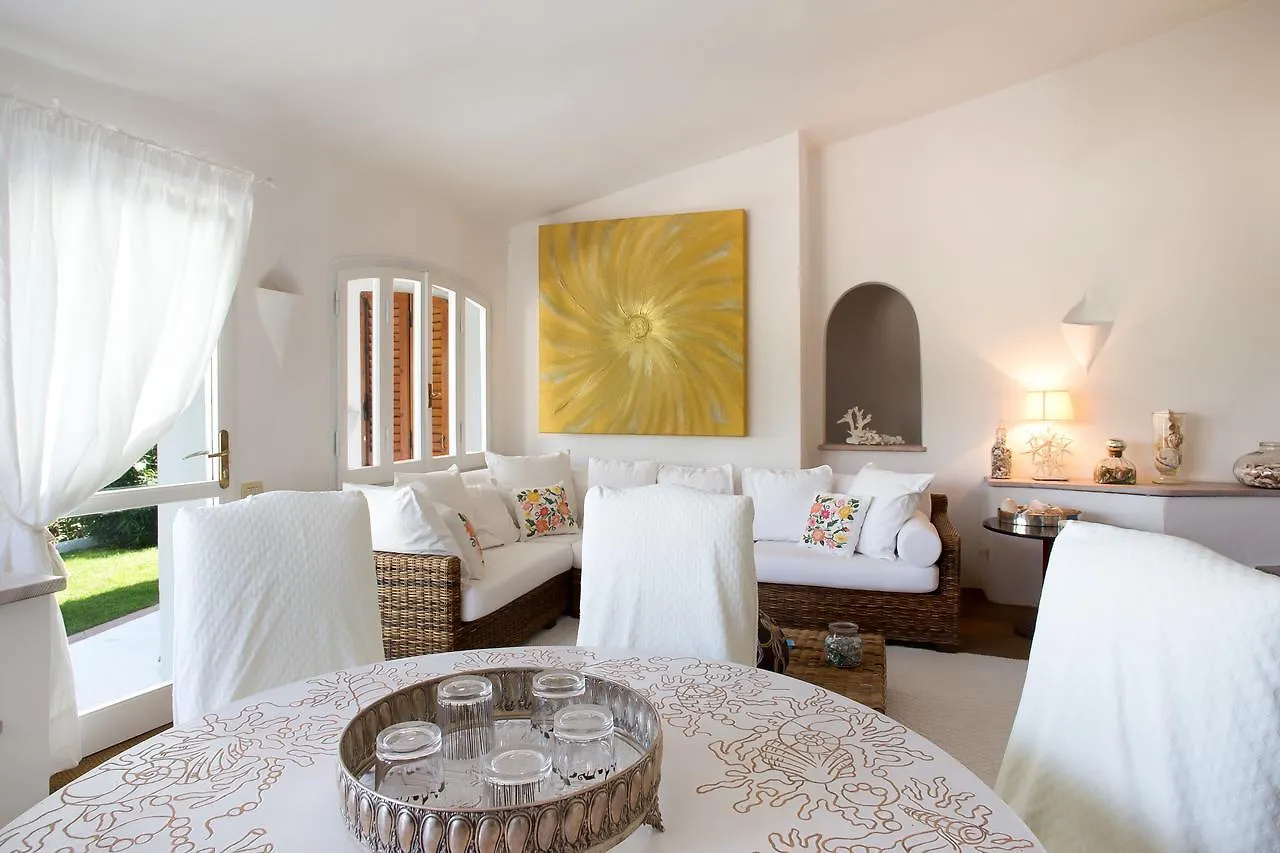 The White Villa In Costa Smeralda -Porto Cervo- 0*,  إيطاليا